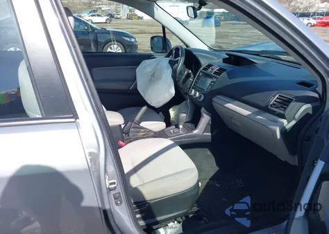 2017 Subaru Forester 2.5I из США, поврежденный, VIN JF2SJABC6HH451001